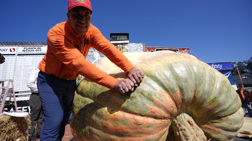 Anoka County pumpkin grower wins California title for 5th time in 7 years — WCCO / CBS Minnesota, Tokyo Arts news