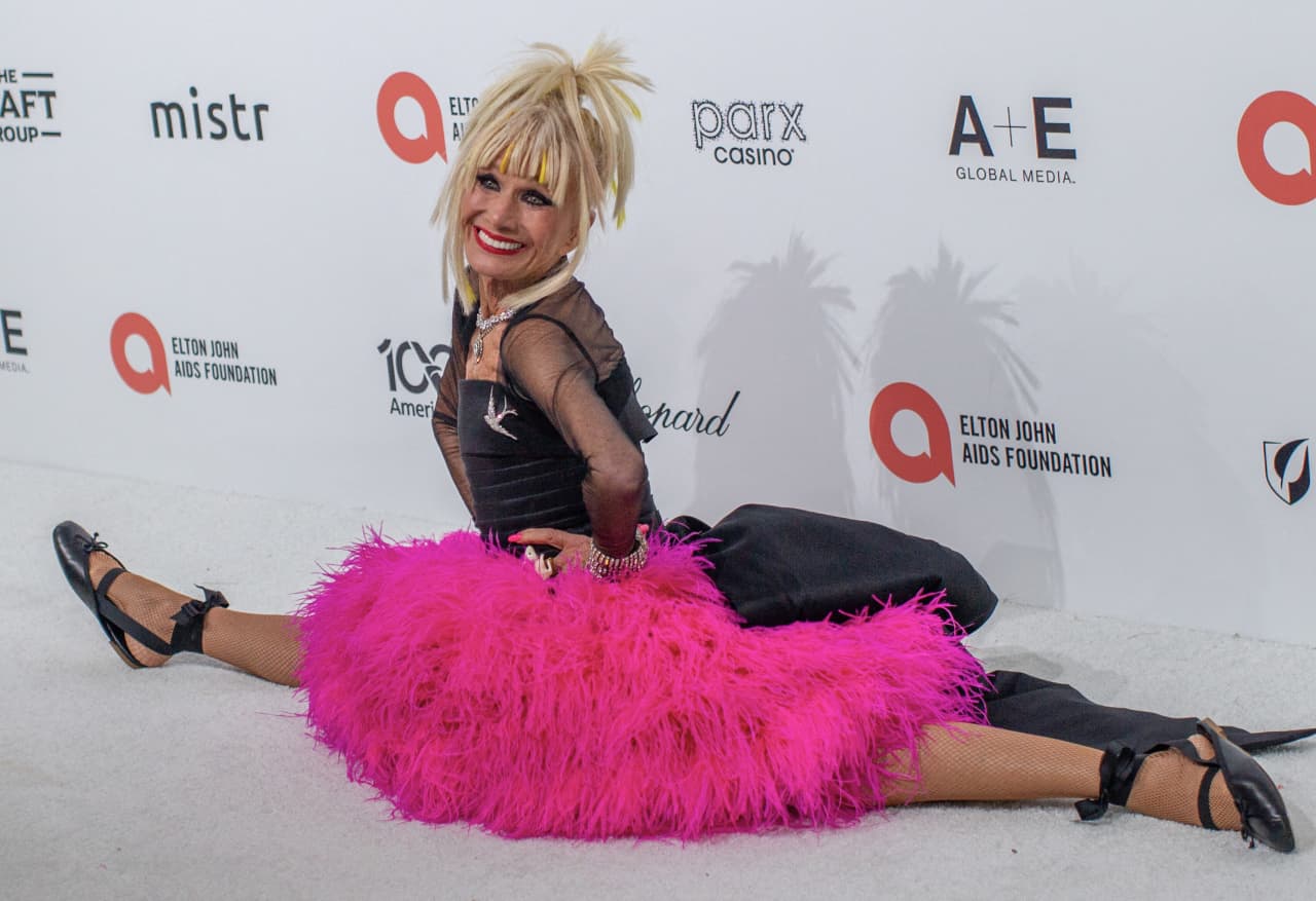Designer Betsey Johnson takes $7 million SoCal home off the market — Tokyo Business news