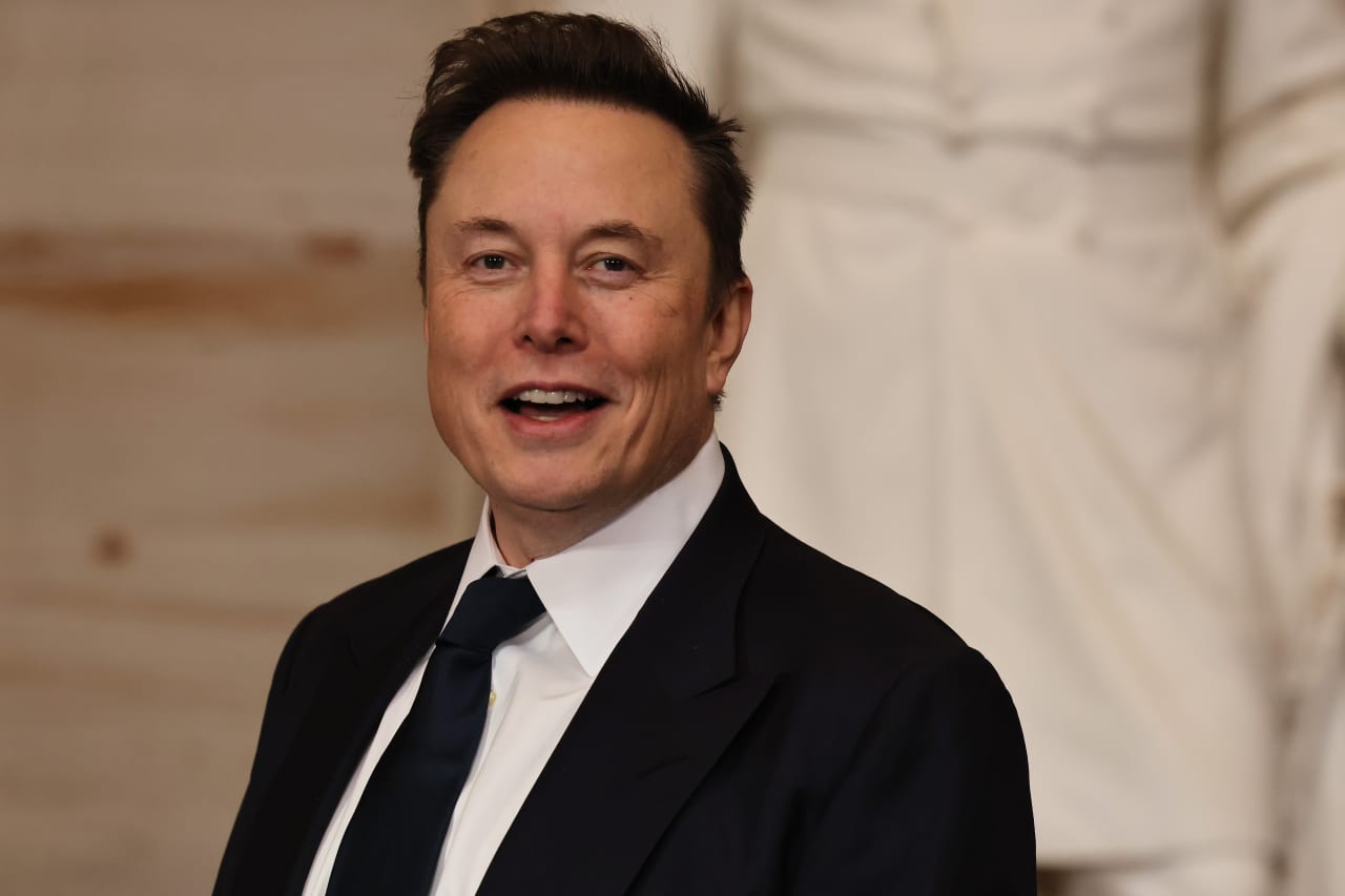Musk says SpaceX landed a $40 billion debt deal — and forecasts doom for some AI rivals — MarketWatch, Tokyo Technology news