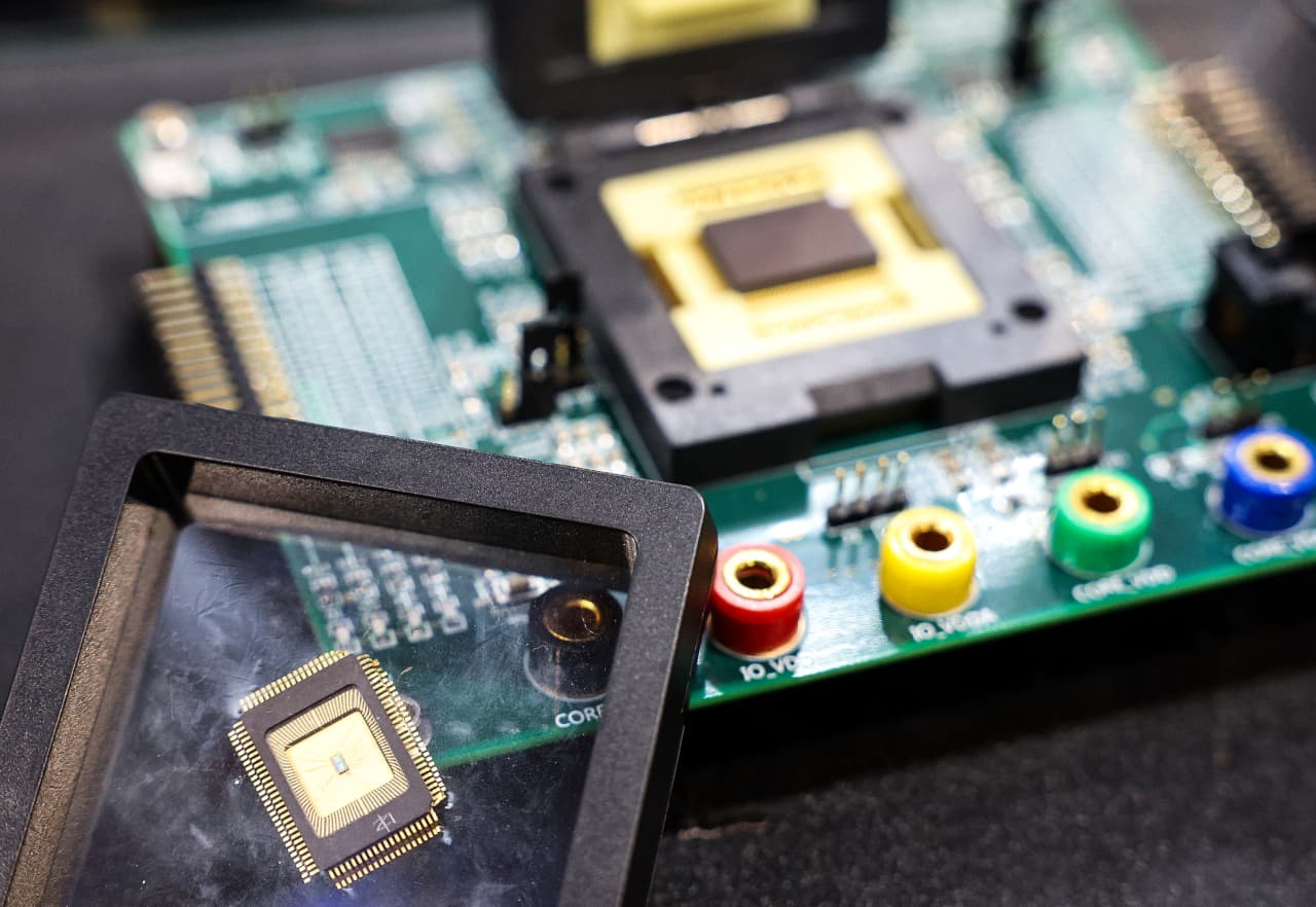 Support for semiconductor stocks could be as much as 15% lower than current levels, says Morgan Stanley — MarketWatch, Tokyo Business news