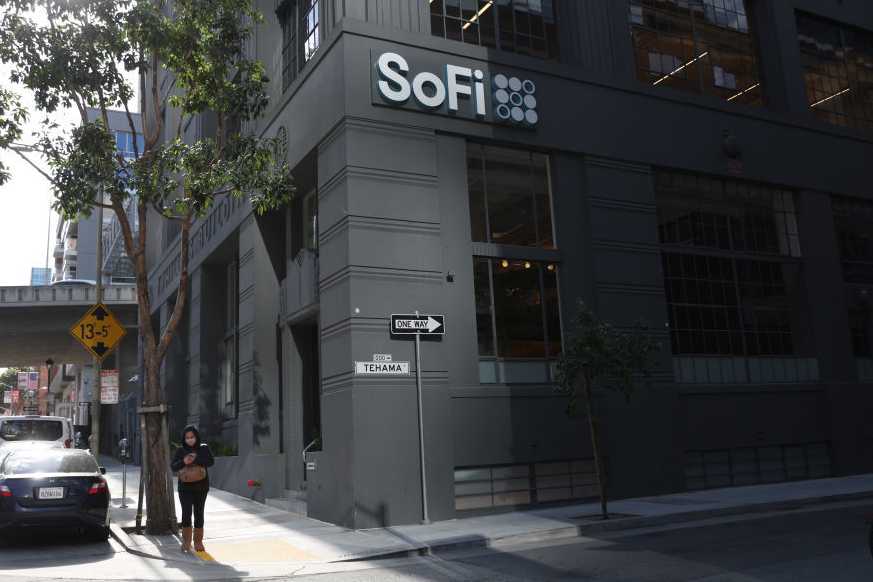 SoFi’s stock climbs as lending surge drives an earnings beat and rosy outlook — Tokyo Business news