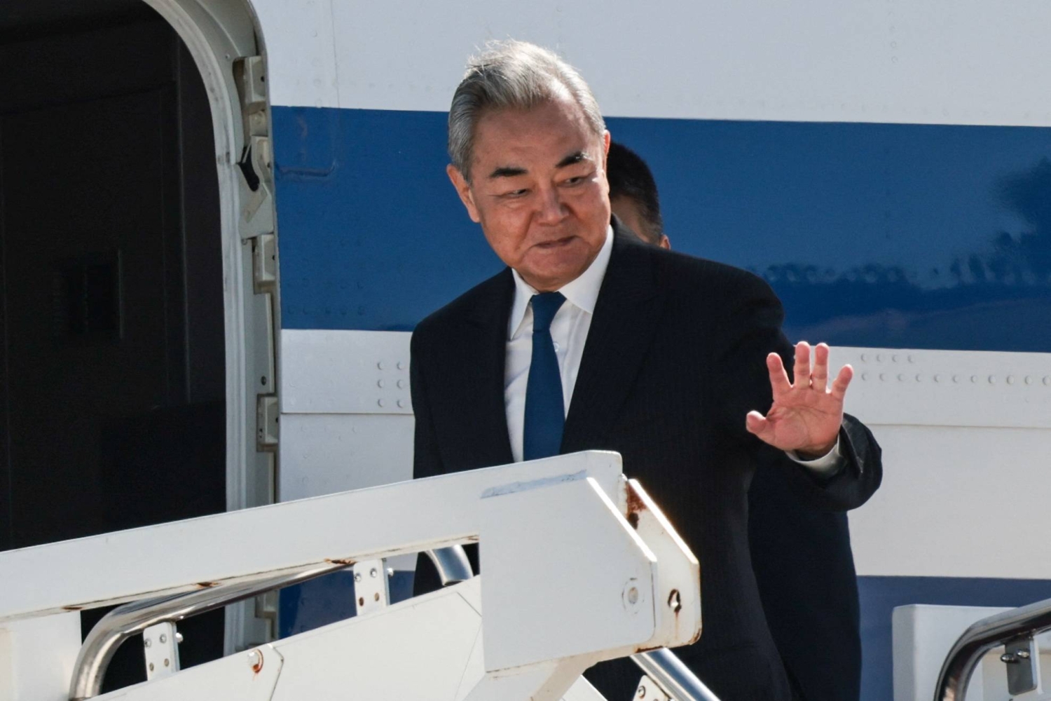  China’s foreign minister suggested Takaichi resolve Taiwan remark issue  — Japan Times