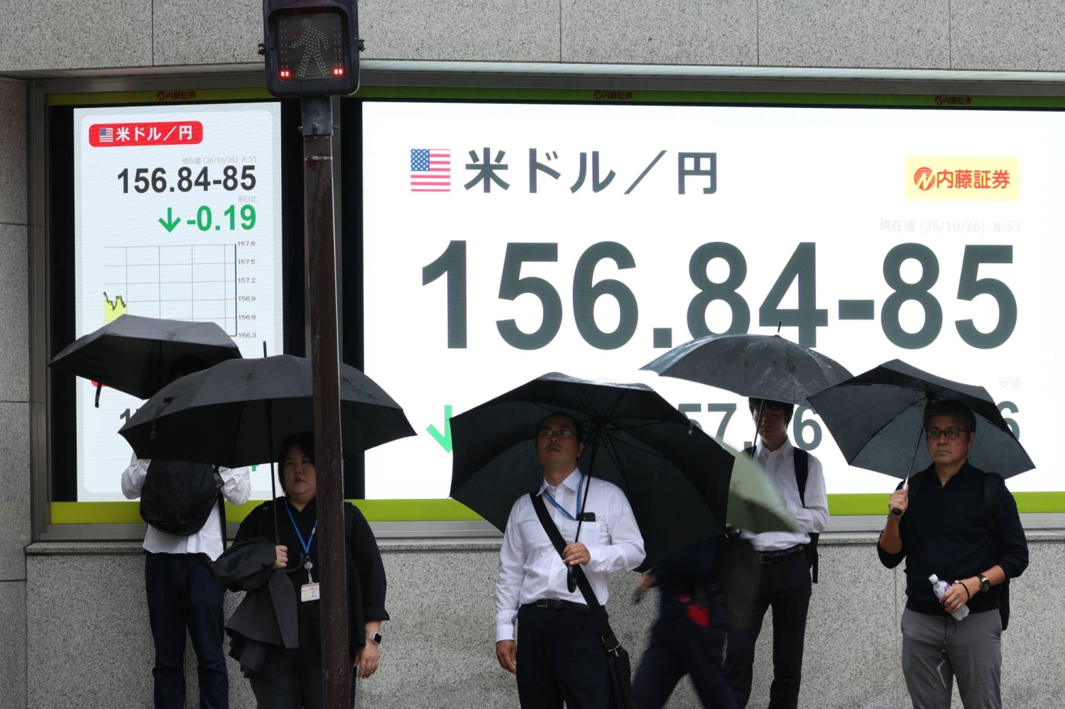 Yen becoming more favorable hedge against AI market shock, says Goldman Sachs — Japan Times