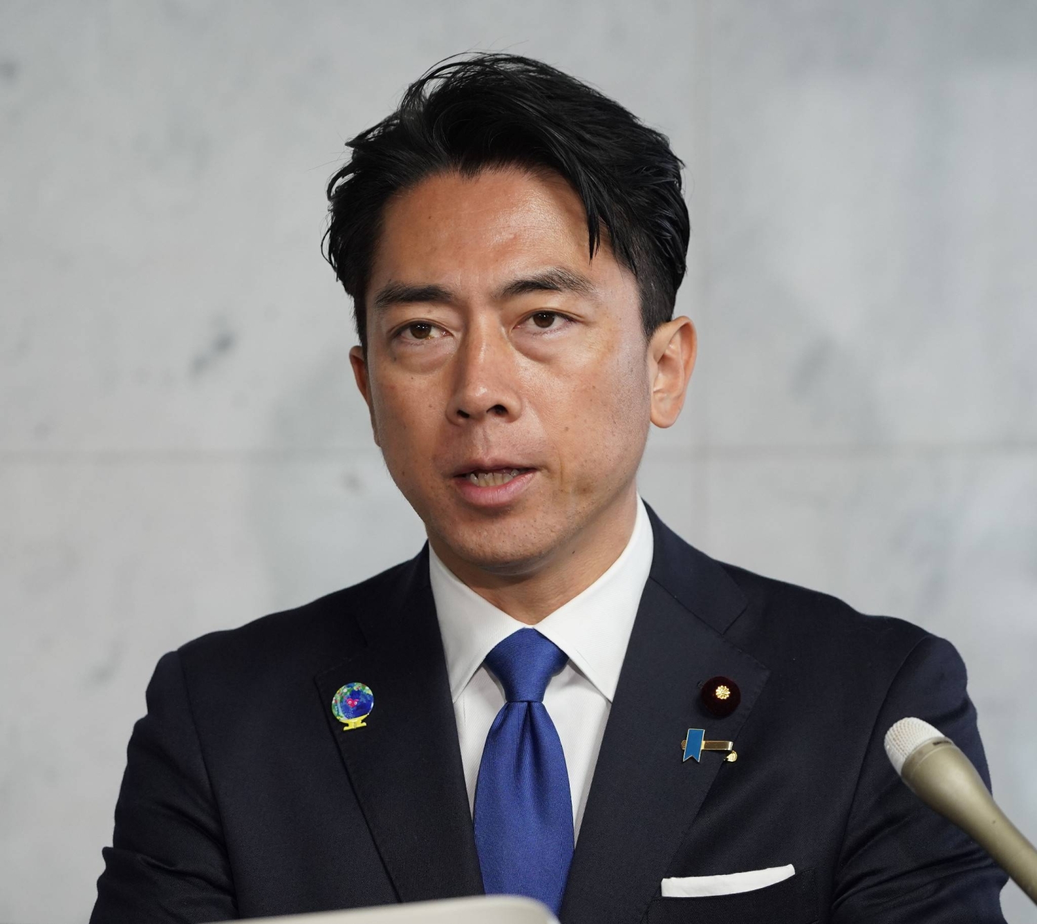  Koizumi heads to Philippines for ASEAN defense talks, but China meeting unlikely  — Tokyo Business news