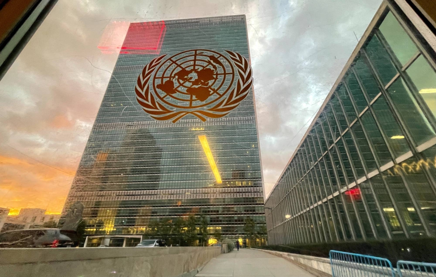  U.N. panel adopts Japan-led nuclear weapon abolition resolution  — Tokyo Government news