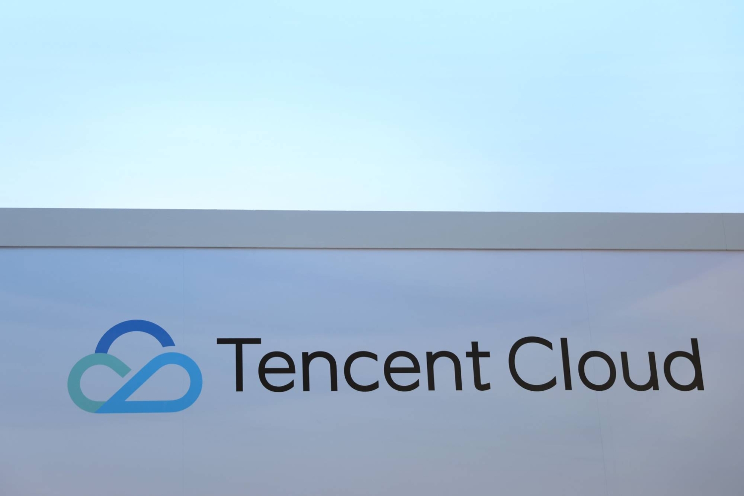  Tencent’s cloud boss plays long game to patch ‘leaky’ AI ship  — Tokyo Technology news
