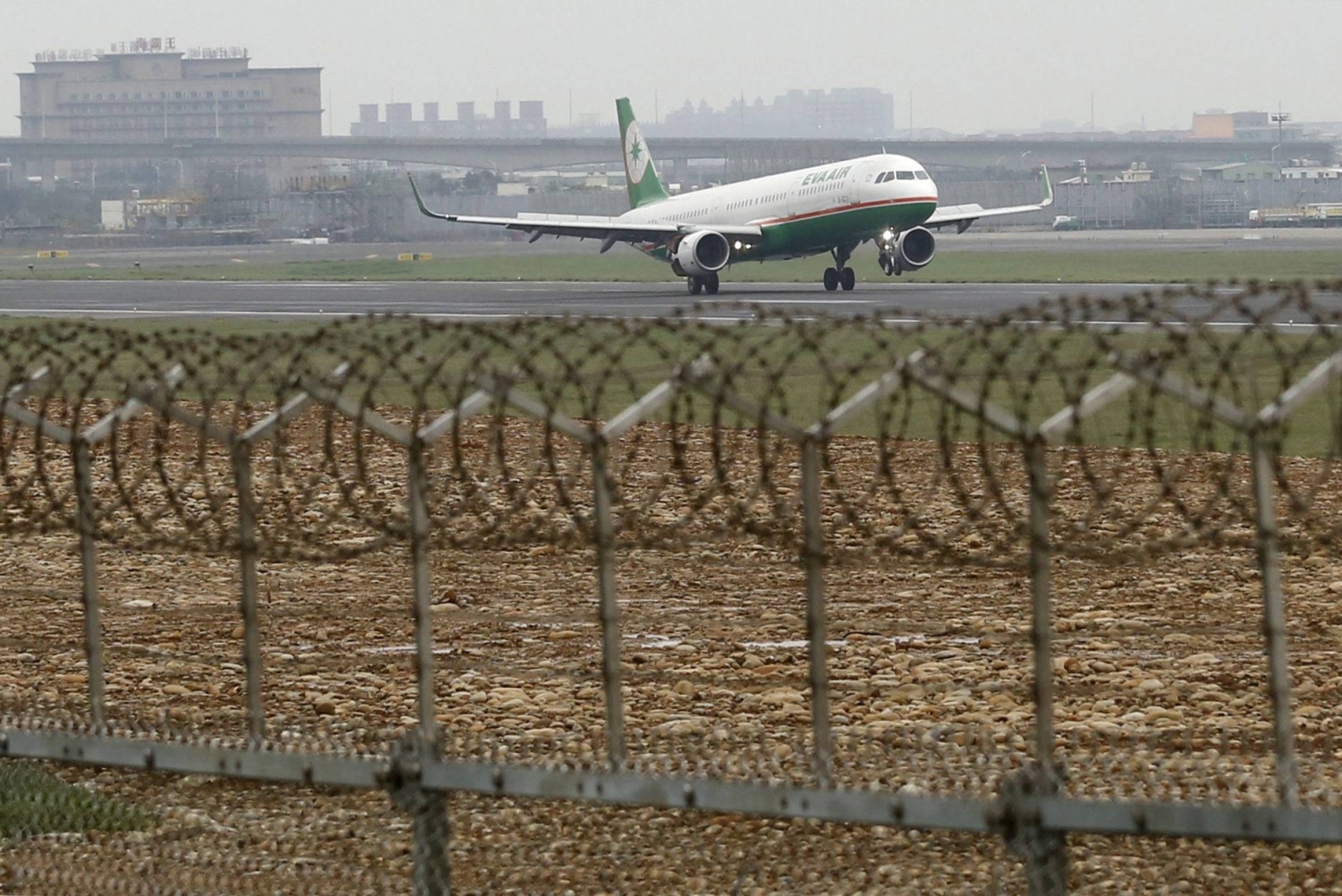  Taiwan says Pakistan briefly closed airspace to Taiwanese flights  — Japan Times