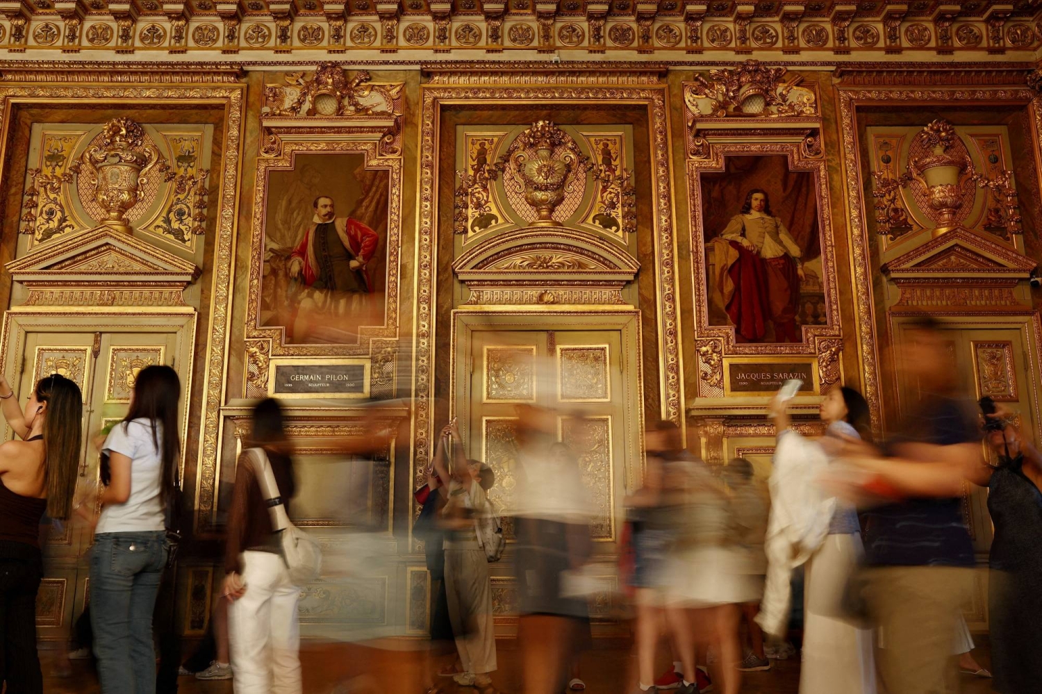  After Louvre heist and string of thefts, Europe’s smaller museums are on guard  — Tokyo Arts news
